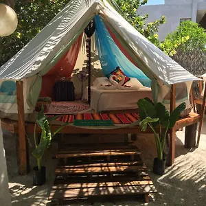 playa-las-palmas.tulum-hotels.net/